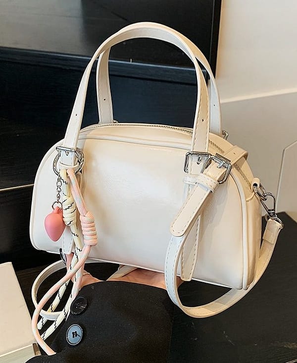 37abb84d-bfd7-462a-ad26-cef7696377da.jpg 37abb84d-bfd7-462a-ad26-cef7696377da.jpg